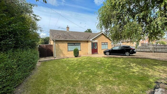 3 Bedroom Detached Bungalow For Sale In Smeeth Road, Marshland St. James, Wisbech, PE14