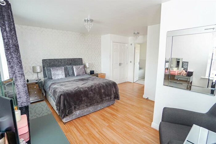 5 Bedroom Detached House For Sale In North Road, Atherton, Manchester, M46