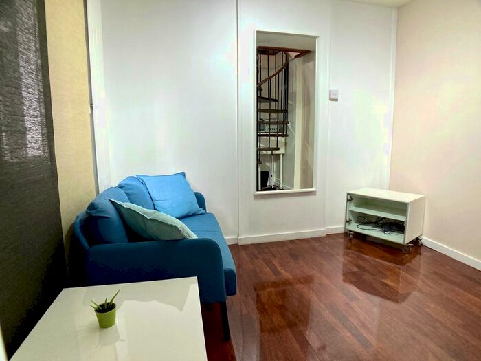 1 Bedroom Flat To Rent In Catford Road, London, SE6