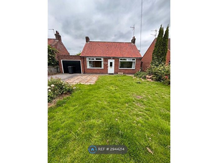 3 Bedroom Detached House To Rent In The Village, York, YO32