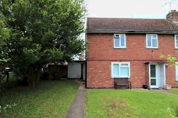 2 Bedroom Maisonette To Rent In Devonshire Road, Basildon, SS15