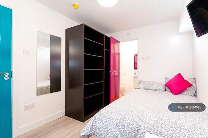 6 Bedroom Terraced House To Rent In Saxony Road, Liverpool, L7