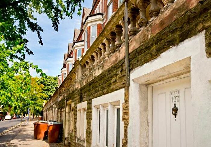 5 Bedroom Flat To Rent In Forest Road West F, Arboretum, East Midlands, NG7