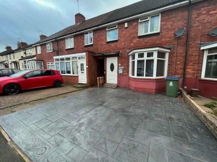 3 Bedroom House To Rent In Alexander Road, Smethwick, B67