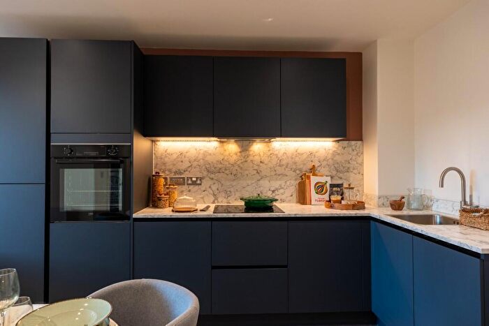 2 Bedroom Flat To Rent In Flat, Rockingham Street, Sheffield, S1