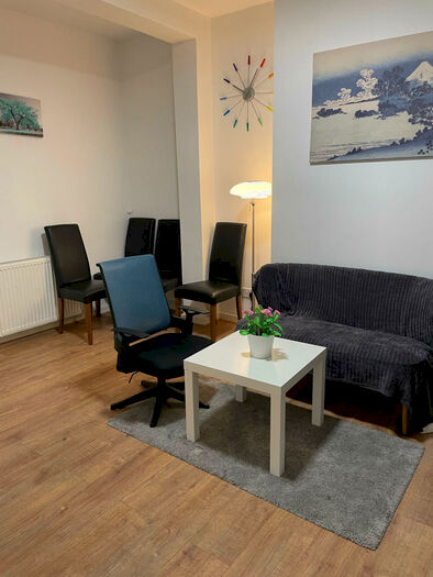 2 Bedroom House To Rent In Oceanic Road, L13