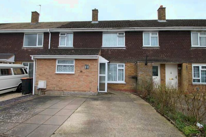 3 Bedroom Leisure Facility Commercial To Rent In Bourneside, Brickhill, Bedford, MK41