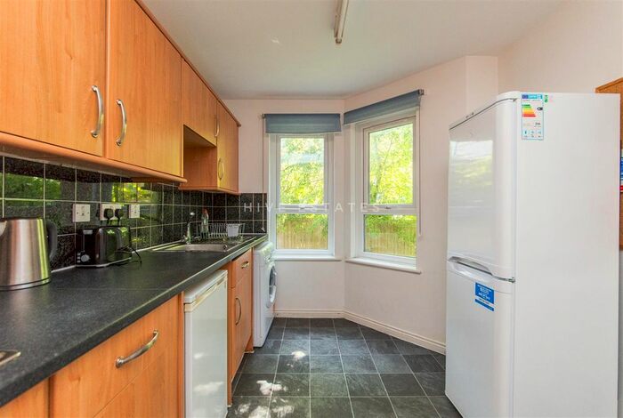 2 Bedroom Flat To Rent In Orchard Place, Jesmond, Newcastle Upon Tyne, NE2