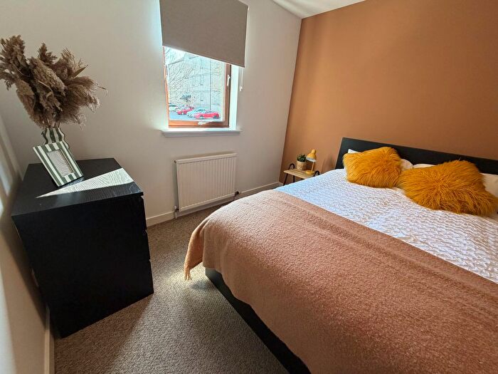 2 Bedroom Flat To Rent In Society Court, Aberdeen, AB24