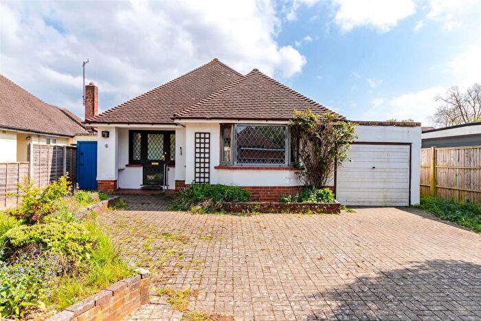 2 Bedroom Detached Bungalow For Sale In Warren Close, Worthing, BN14