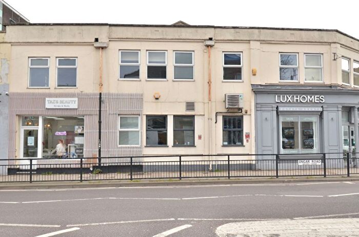 2 Bedroom Flat To Rent In Ongar Road, Brentwood, CM15