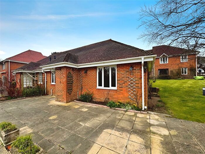 2 Bedroom Bungalow To Rent In High Street, Hartfield, East Sussex, TN7