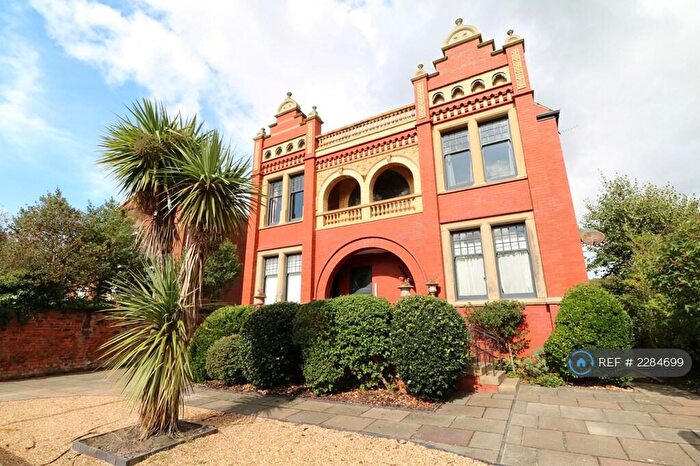 2 Bedroom Flat To Rent In Lord Street West, Southport, PR8