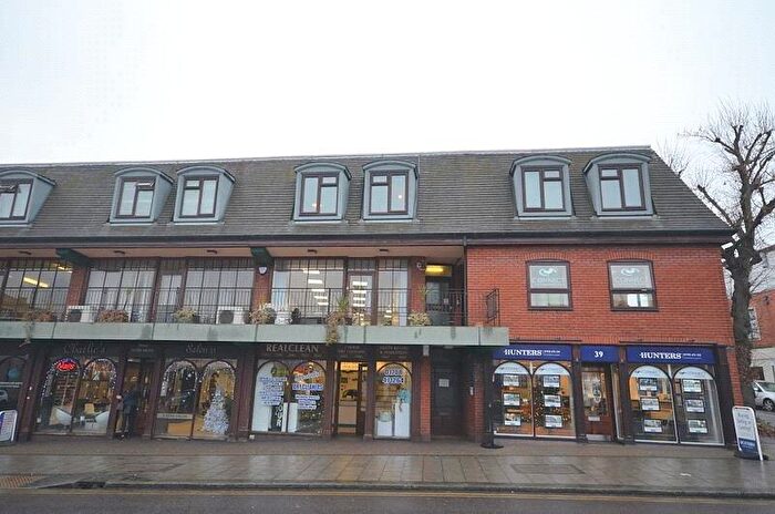 1 Bedroom Apartment To Rent In Station Lane, Hornchurch, RM12