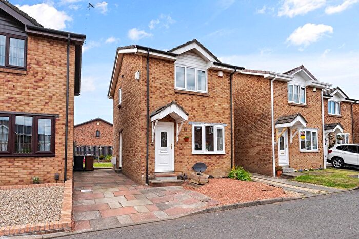 2 Bedroom Detached House For Sale In Woodhill Crescent, Girdle Toll, Irvine, KA11