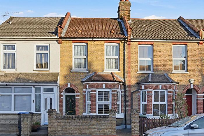 2 Bedroom Terraced House For Sale In Halstead Road, Enfield, EN1