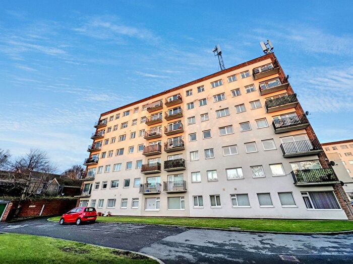 2 Bedroom Flat To Rent In Claymond Court, Norton, Stockton-On-Tees, TS20
