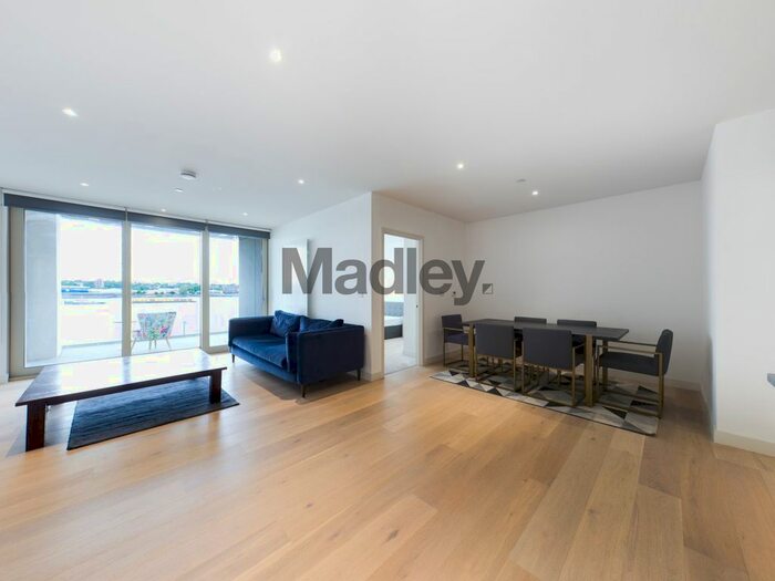 3 Bedroom Flat To Rent In Royal Wharf Walk, London, E16