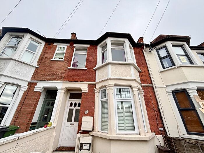 1 Bedroom Flat To Rent In Davies Lane, E11