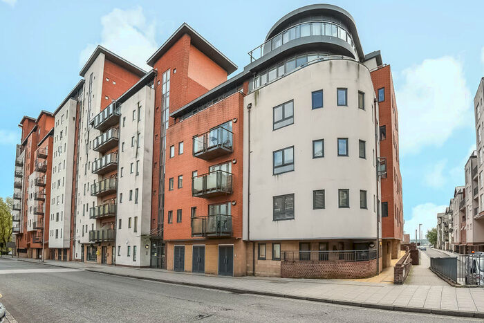 1 Bedroom Apartment To Rent In Oceana Boulevard, Briton Street, Southampton, SO14