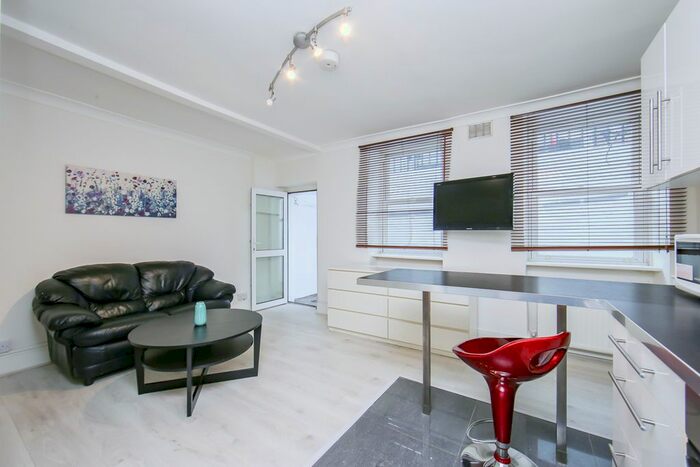 1 Bedroom Flat To Rent In Cleveland Street, Fitzrovia London, W1T