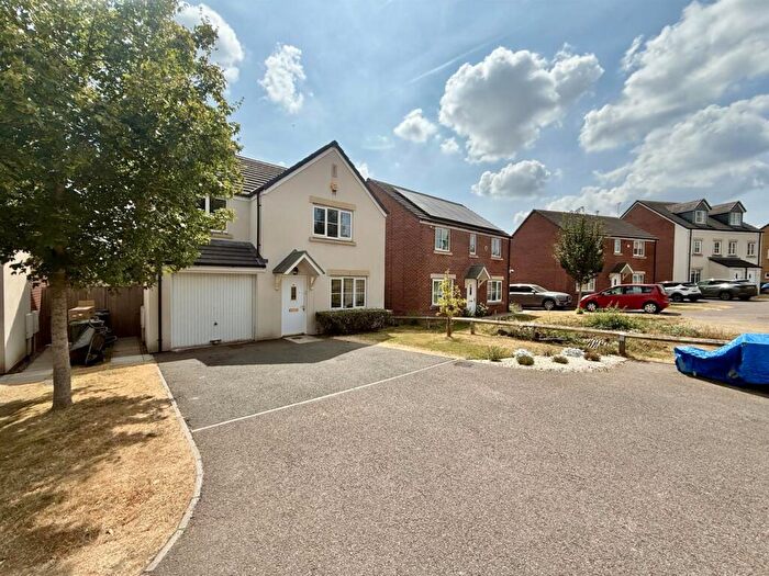 4 Bedroom Detached House For Sale In Bullock Way, Newent, GL18