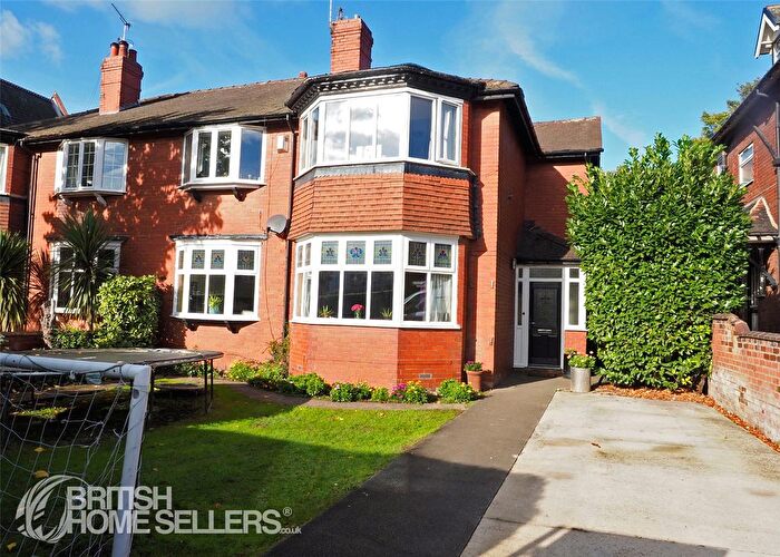 4 Bedroom Semi Detached House For Sale In Victorian Crescent, Doncaster, South Yorkshire, DN2