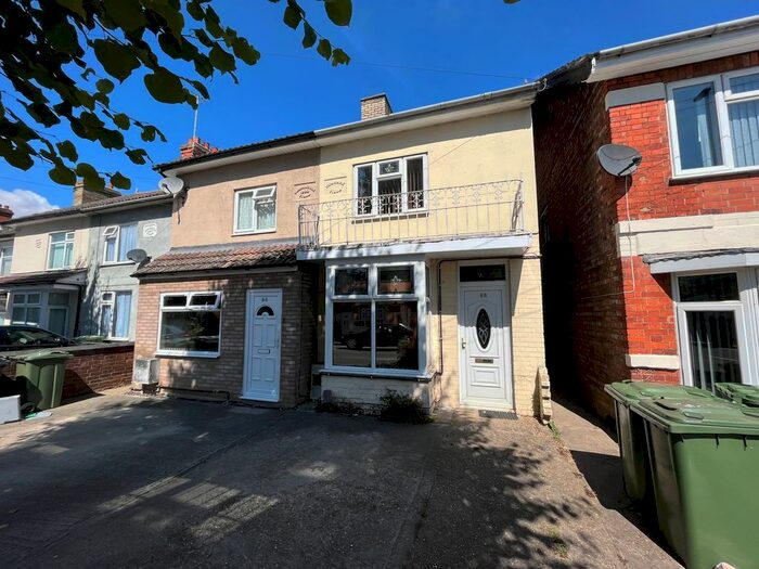 3 Bedroom Property To Rent In Taverners Road, Peterborough, PE1