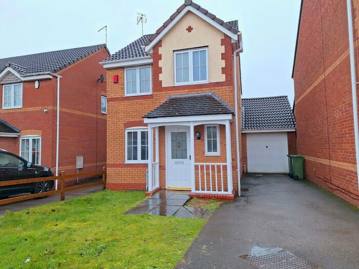 3 Bedroom Detached House To Rent In Bolus Road, Leicester, Leicestershire., LE3