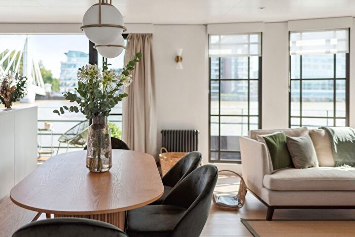 2 Bedroom Property To Rent In Cadogan Pier, Cheyne Walk, SW3