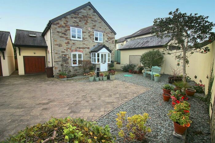 4 Bedroom Detached House For Sale In Trematon Farm Mews, Trematon, Saltash, PL12