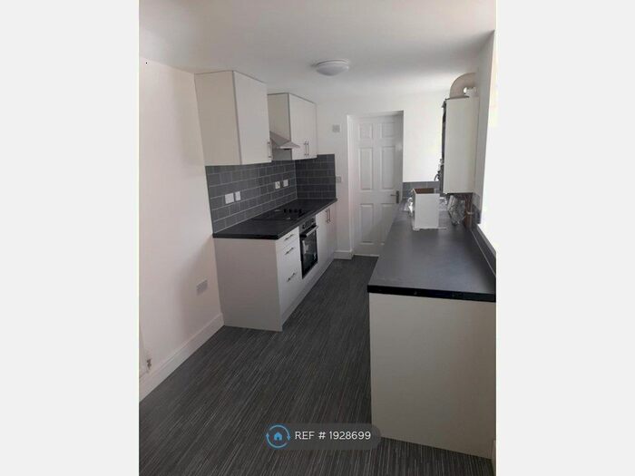 1 Bedroom Flat To Rent In Elizabeth Street, Crewe, CW1