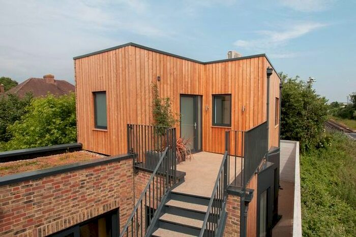 1 Bedroom Flat To Rent In Cleveland Road, Chichester PO19