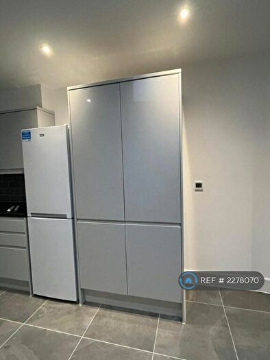 1 Bedroom Flat To Rent In Chandler Court, Croydon, CR0