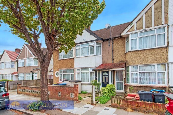 2 Bedroom Terraced House To Rent In St. Mary's Road, London N9