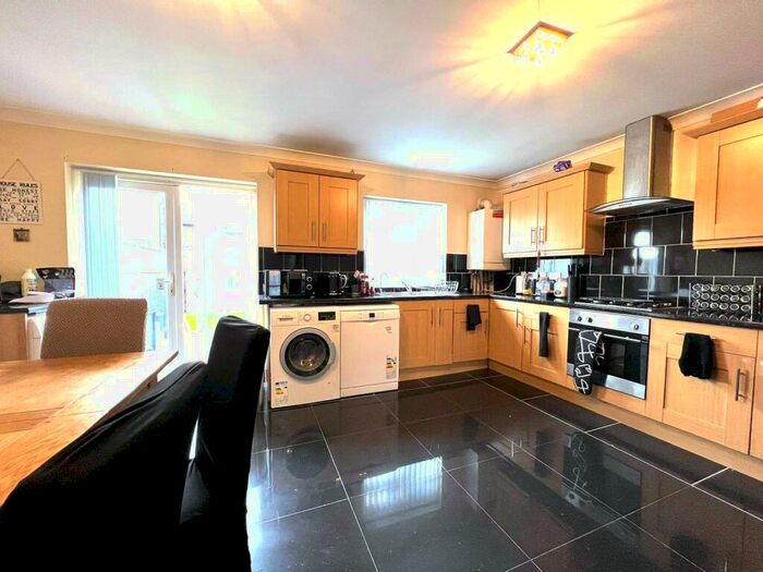 3 Bedroom Terraced House To Rent In Farm Crescent, Wexham, SL2