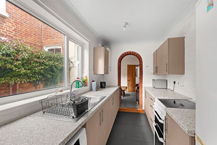 3 Bedroom Terraced House For Sale In Avenue Road, Norwich, NR2