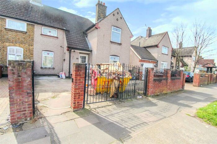 3 Bedroom Semi-Detached House To Rent In Ripple Road, Barking, IG11