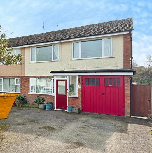 3 Bedroom Semi-Detached House For Sale In St. Christophers Close, Warwick, CV34