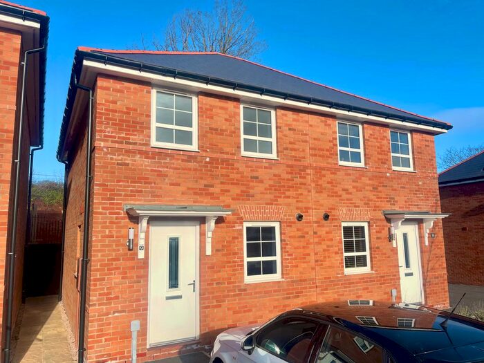 2 Bedroom Semi-Detached House To Rent In Finch Close, Alphington, Exeter, EX2