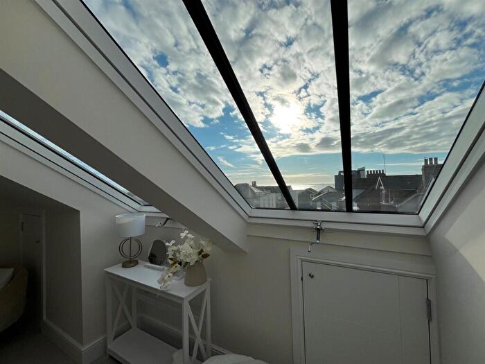 4 Bedroom Town House For Sale In The Crescent, Sandgate, Folkestone, CT20