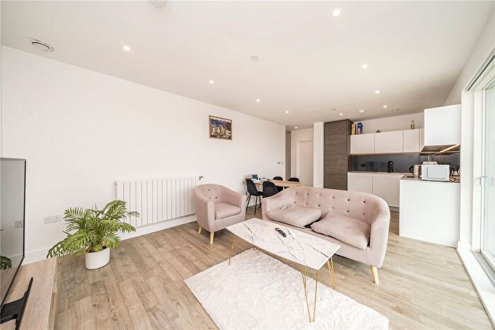 1 Bedroom Flat To Rent In Plowden Road, Kidbrooke Village, London, London, SE3