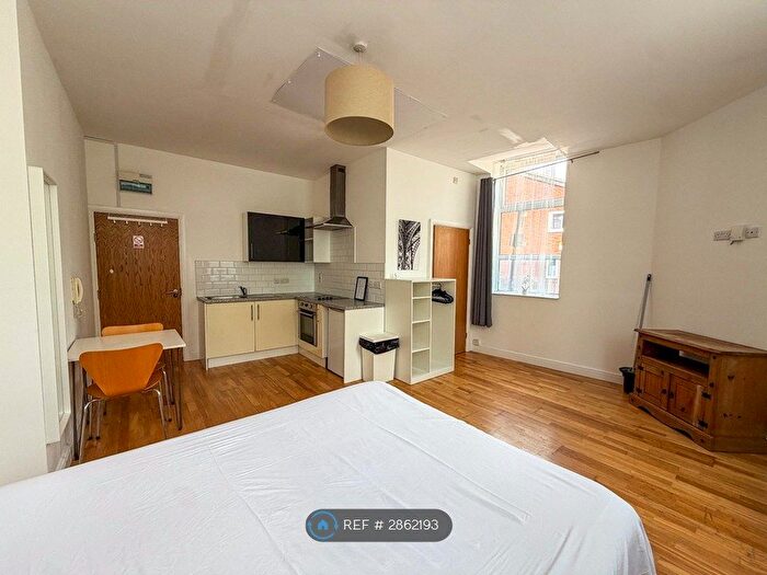 Studio To Rent In Lansdowne Road, Leicester, LE2