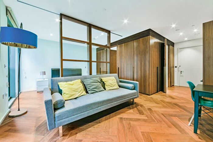 Apartment To Rent In Capital Building, Embassy Gardens, London, SW11