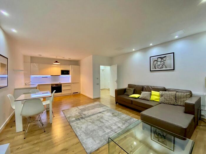 2 Bedroom Flat To Rent In Stewarts Road, Vauxhall SW8