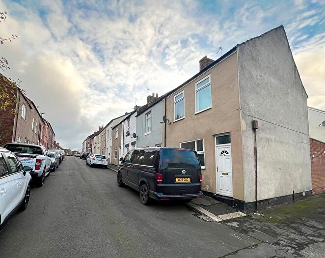 3 Bedroom End Of Terrace House To Rent In Tweed Street, Loftus, Saltburn-By-The-Sea, TS13