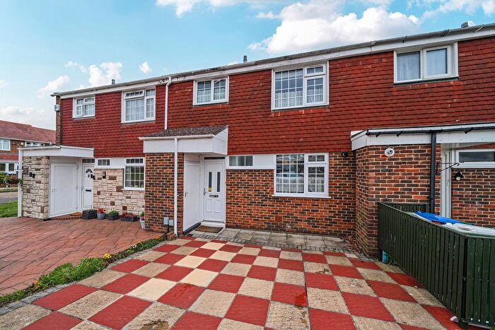 3 Bedroom Terraced House For Sale In Osborne Road, Belvedere, DA17