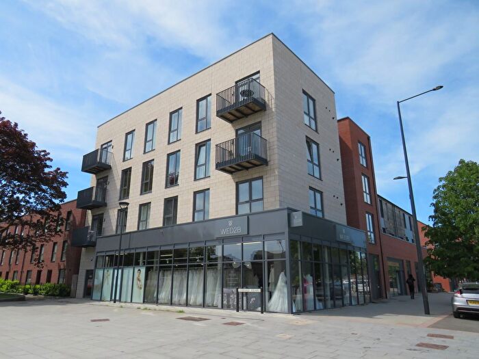 2 Bedroom Flat To Rent In Castleward Boulevard, Derby, DE1