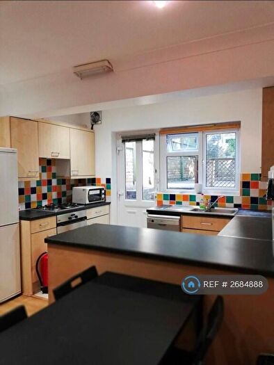 1 Bedroom Flat To Rent In St. Clements Street, Oxford, OX4
