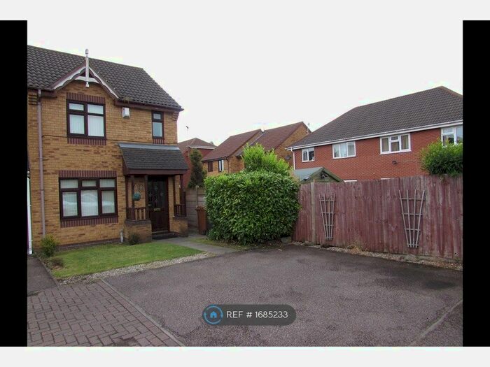 2 Bedroom End Of Terrace House To Rent In Bure Grove, Willenhall, WV13
